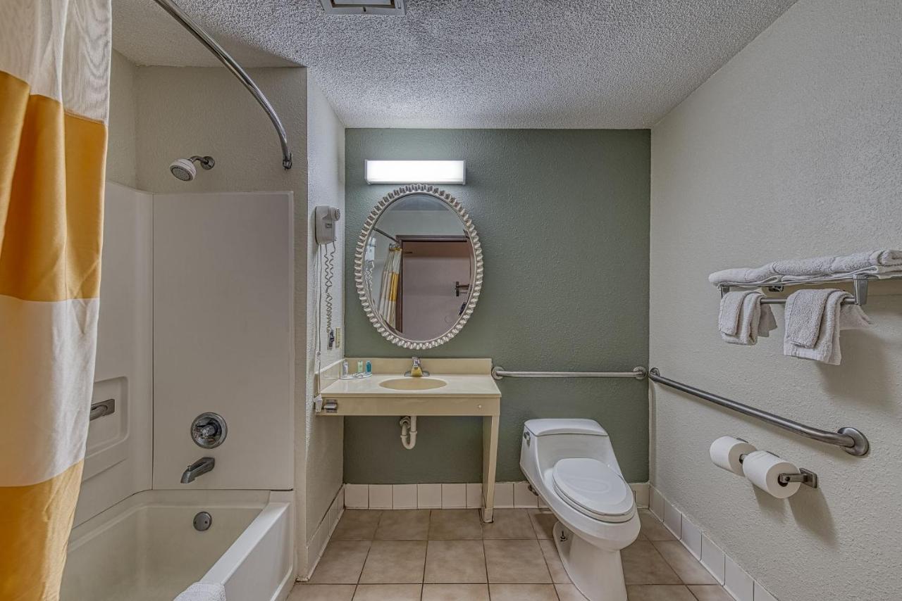 | American Inn & suites