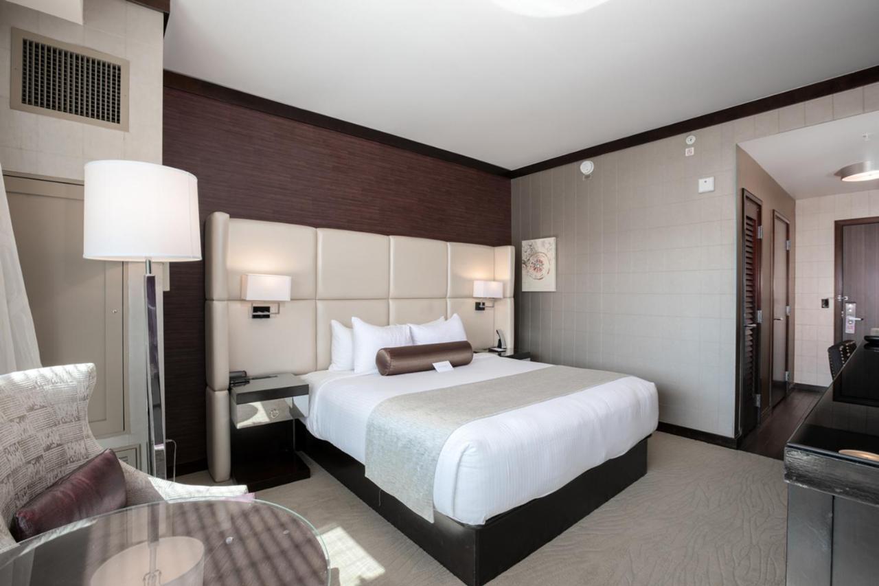 Deluxe King at Viejas Casino & Willows Hotel