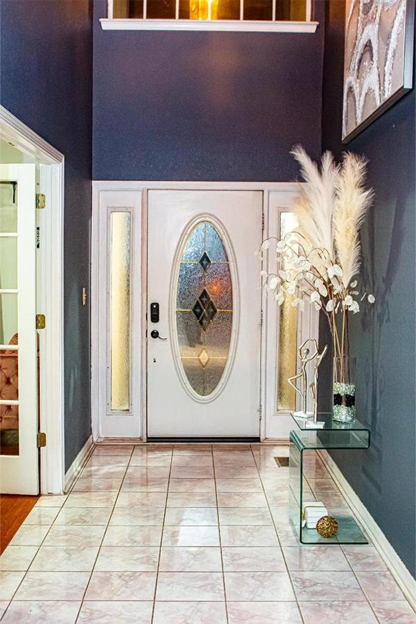 | Modern Villa,1 mile from Downtown Tulsa, Historic Neighborhoods and Expwy.