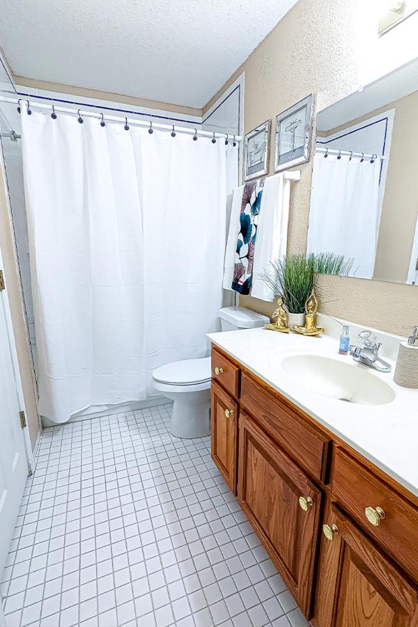 | Modern Villa,1 mile from Downtown Tulsa, Historic Neighborhoods and Expwy.