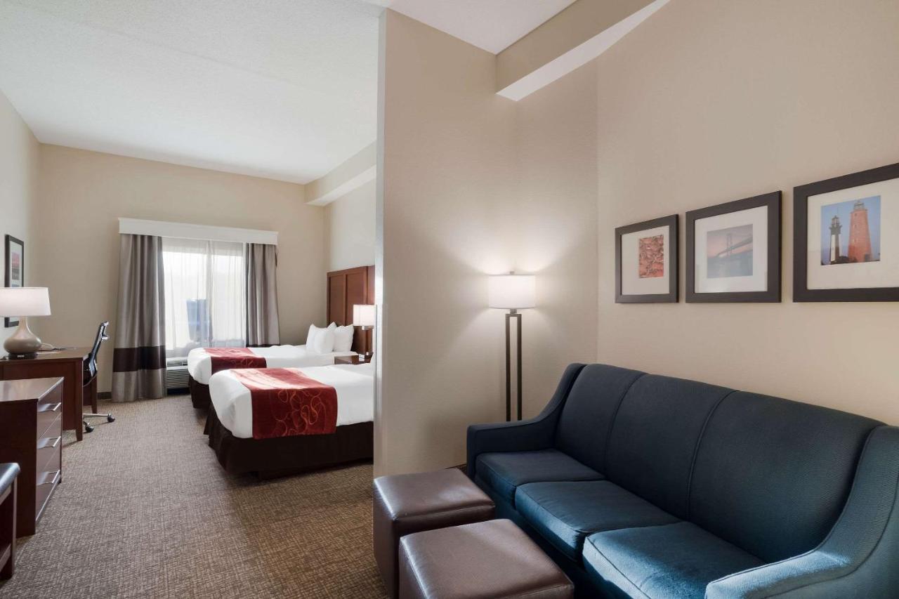 Suite with Two Double Beds and Sofa Bed - Non-Smoking at Comfort Suites Suffolk - Chesapeake