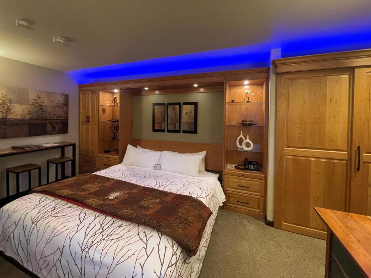 | Frisco Inn on Galena