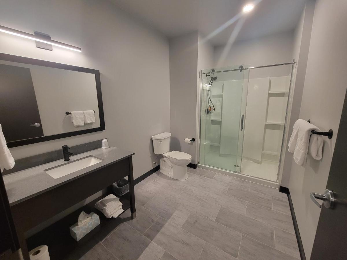 King Room at Watershed Hotel