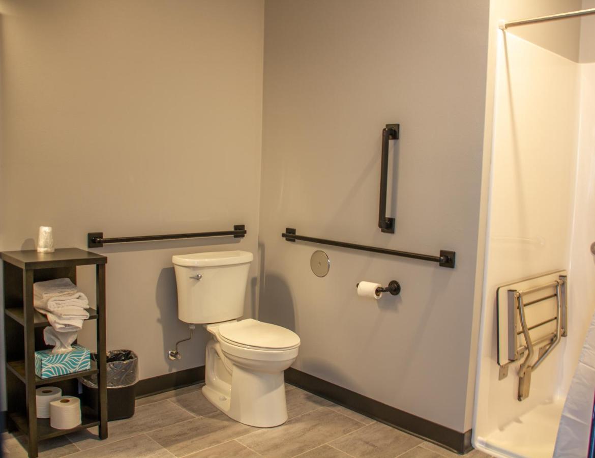King Room - Disability Access at Watershed Hotel