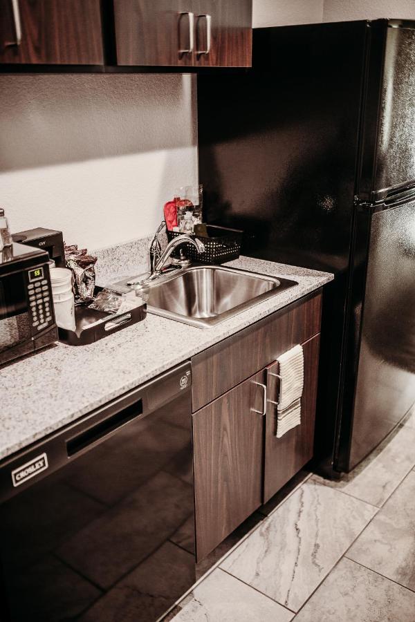 King Suite at Cobblestone Hotel & Suites - International Falls