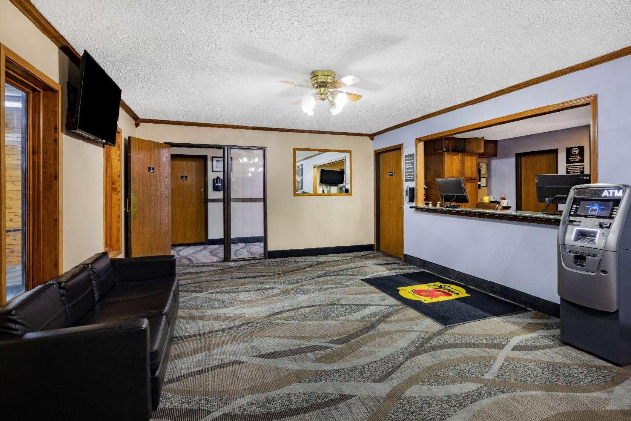| Super 8 by Wyndham Valentine NE