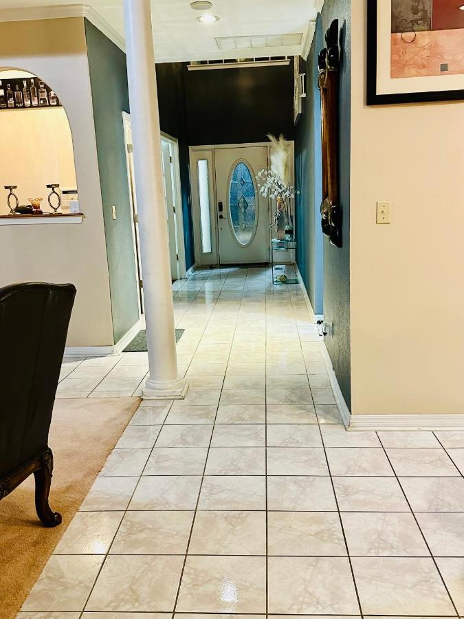 | Modern Villa,1 mile from Downtown Tulsa, Historic Neighborhoods and Expwy.
