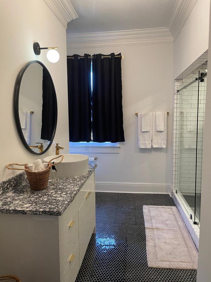| Serenity in the Marigny Bed, Breakfast & Spa