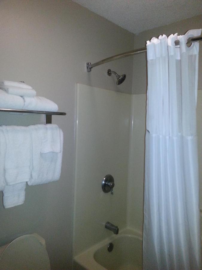 Deluxe Double Room with Two Double Beds - Disability Access - Non-Smoking at Baymont by Wyndham Eufaula