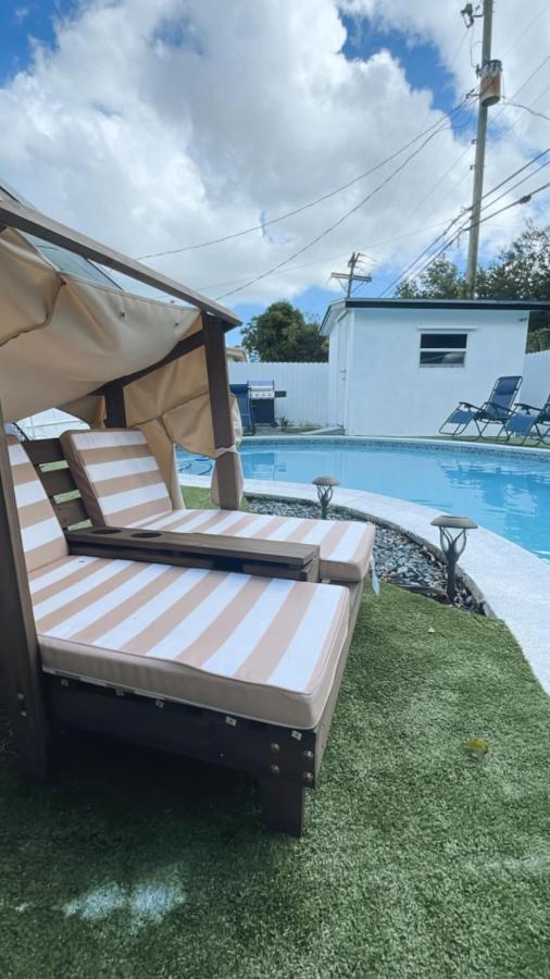 | Luxury Pool Villa // 5BD 4BA