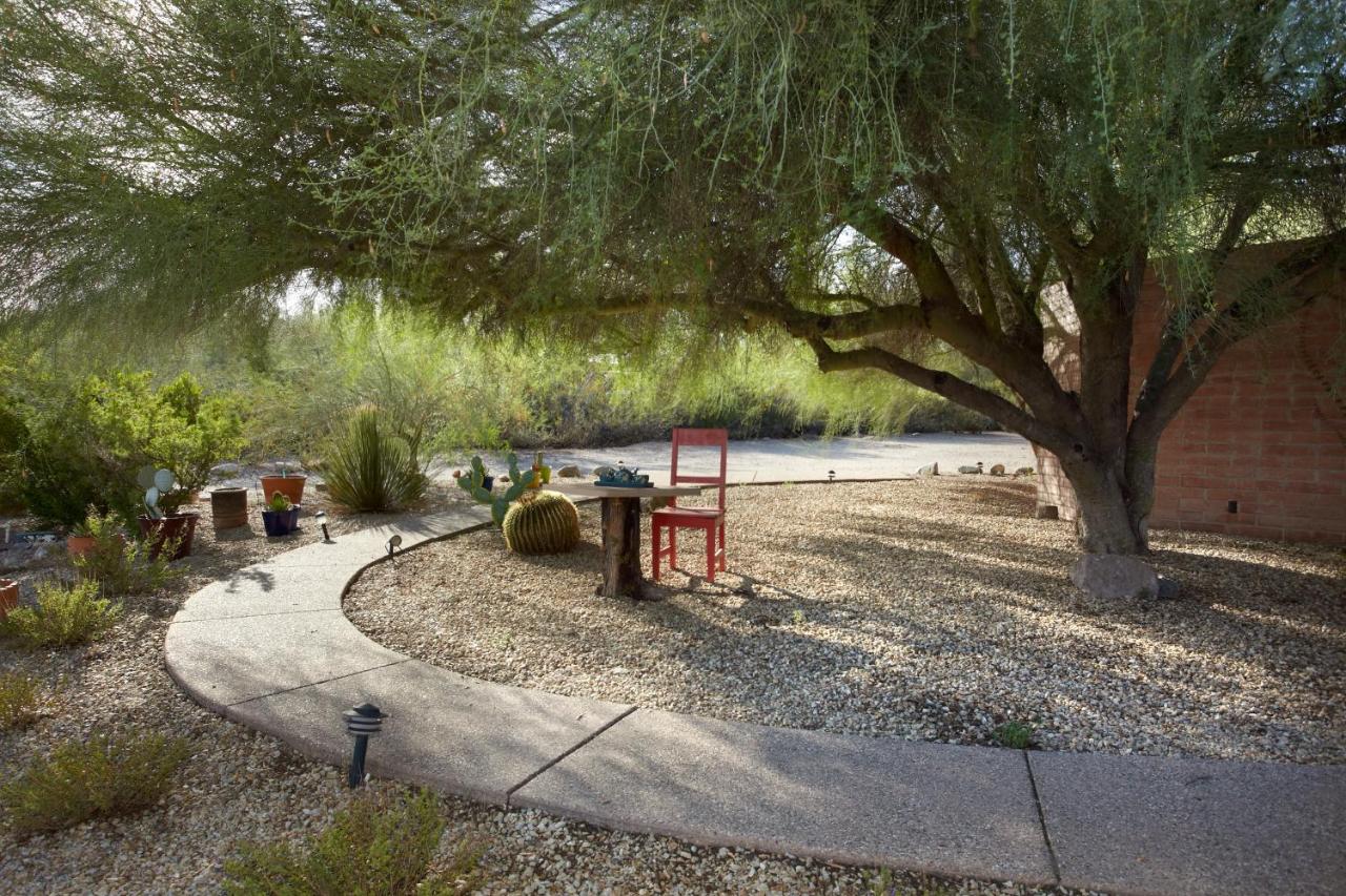 | Cactus Cove Bed and Breakfast Inn