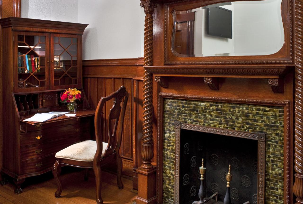 | American Guest House