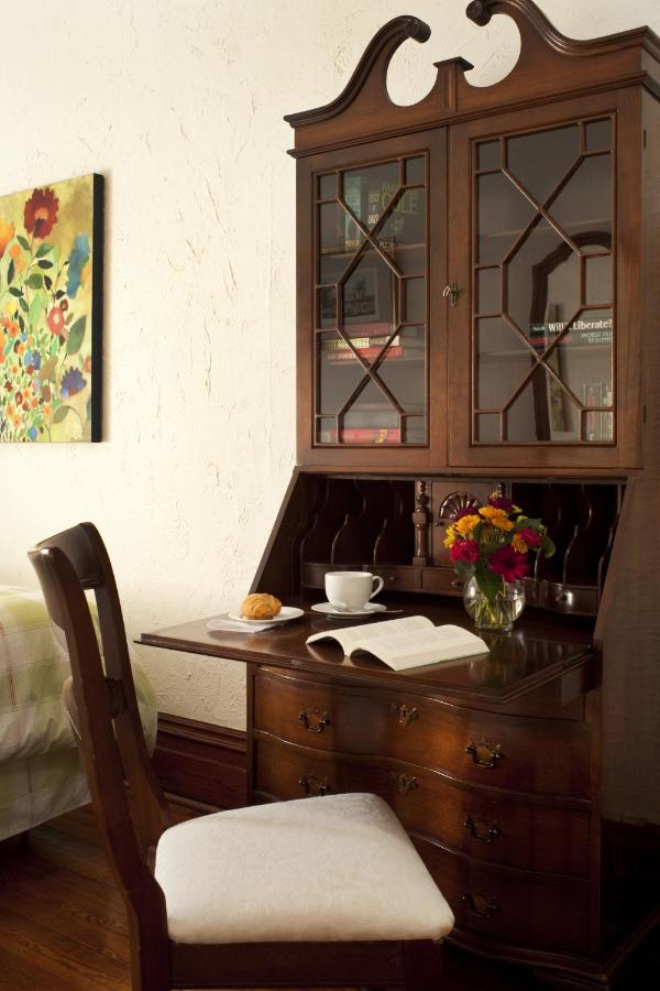 | American Guest House