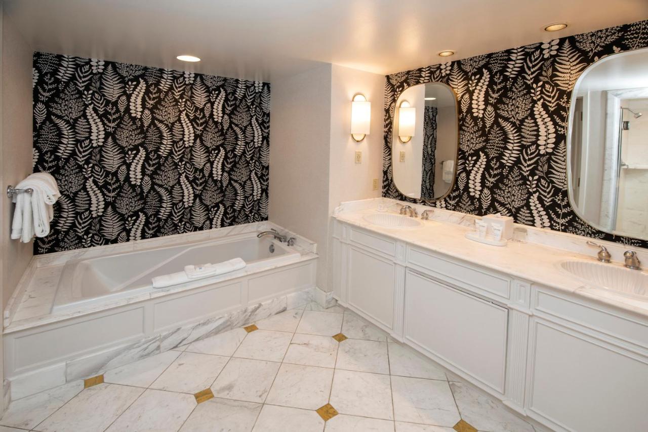 Junior Suite at Beau Rivage