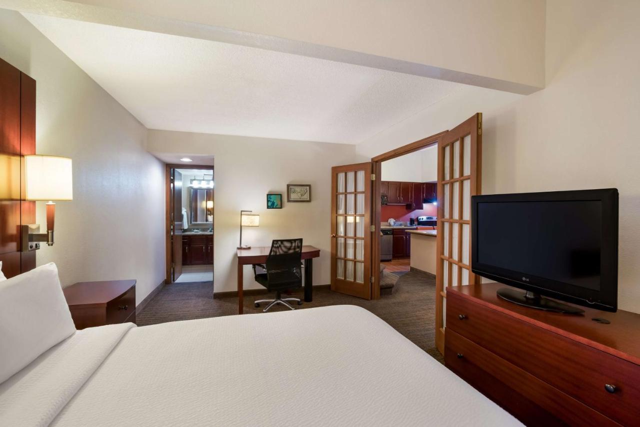 | SenS Suites Livermore, SureStay Collection by Best Western