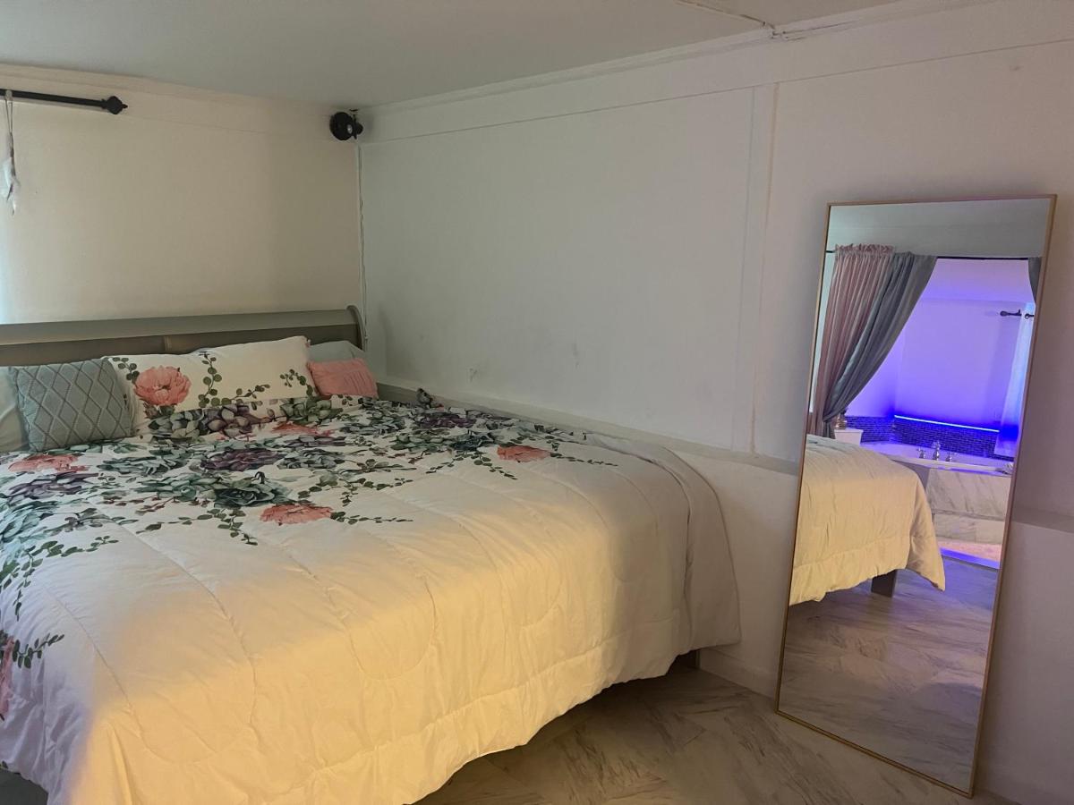  | private room with huge bathroom
