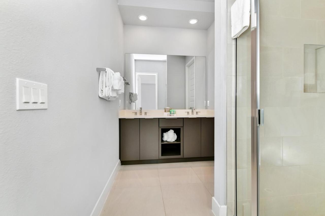 | Cozy Condo near Disney w Hotel Amenities - 7770 - 23-109