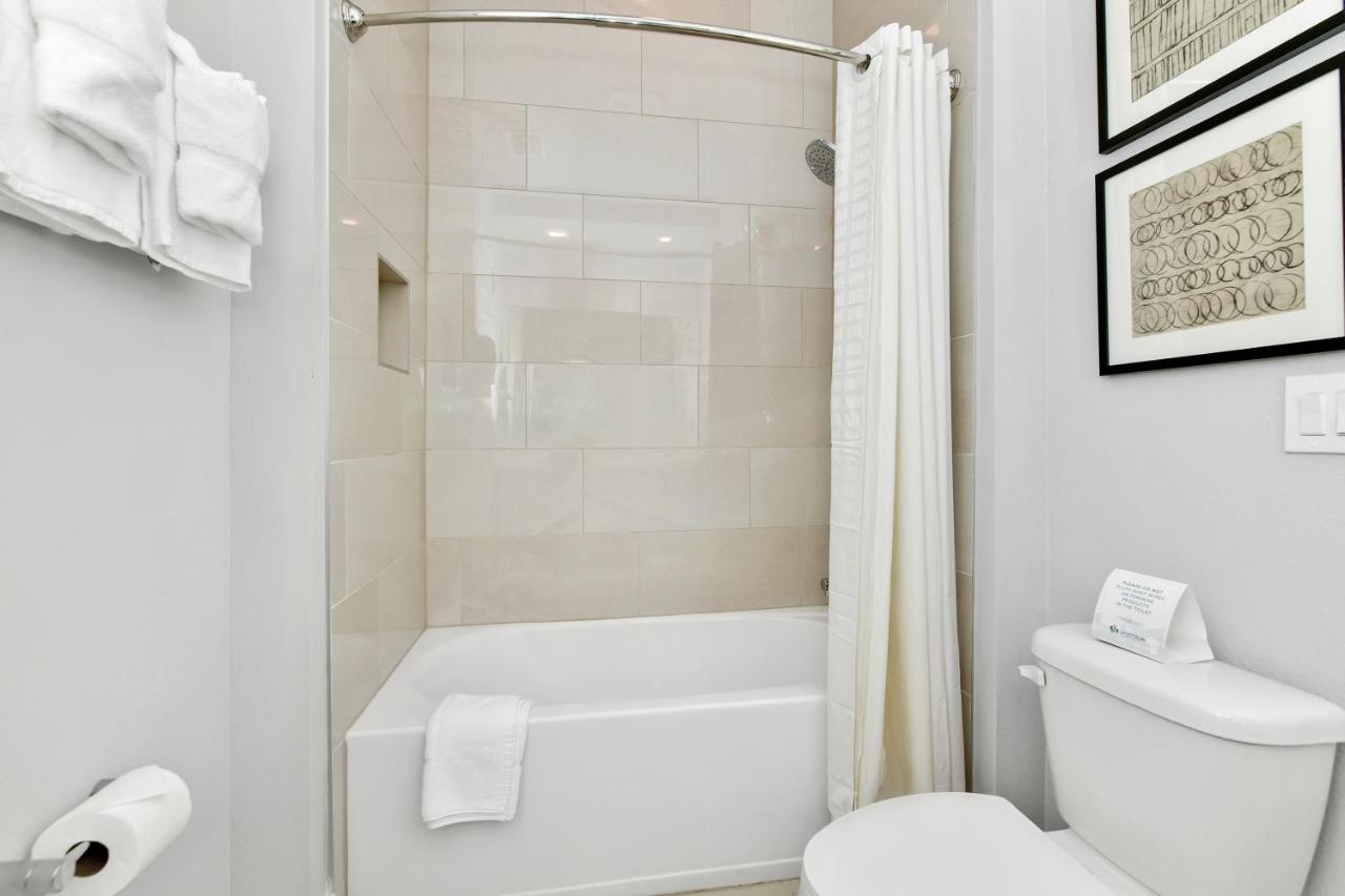 | Cozy Condo near Disney w Hotel Amenities - 7770 - 23-109