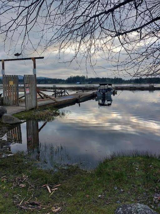 | Silverlake Bungalo Near Mt. Rainer