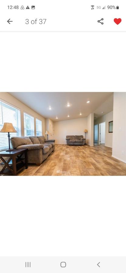 | Silverlake Bungalo Near Mt. Rainer
