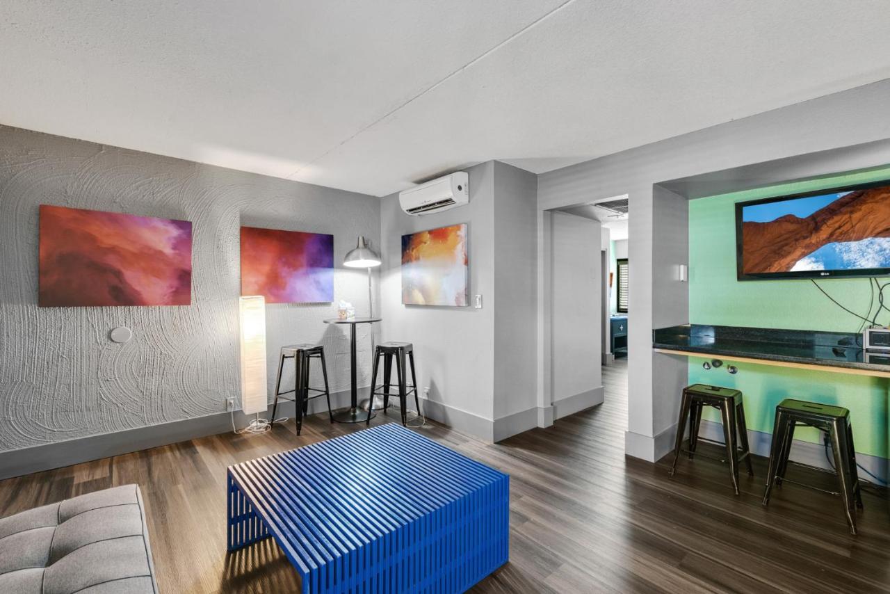 | Clarendon Hotel #214