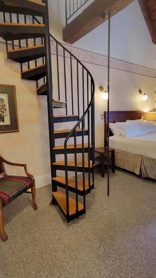 | The Elizabeth Guesthouse and Restaurant
