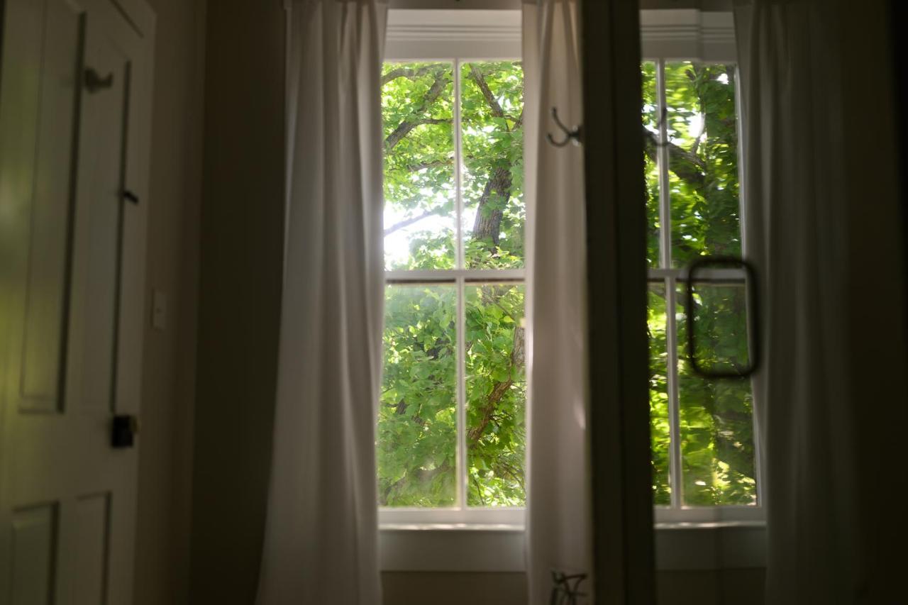  | Rose Hill Inn