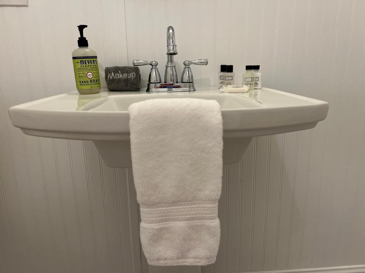  | Rose Hill Inn