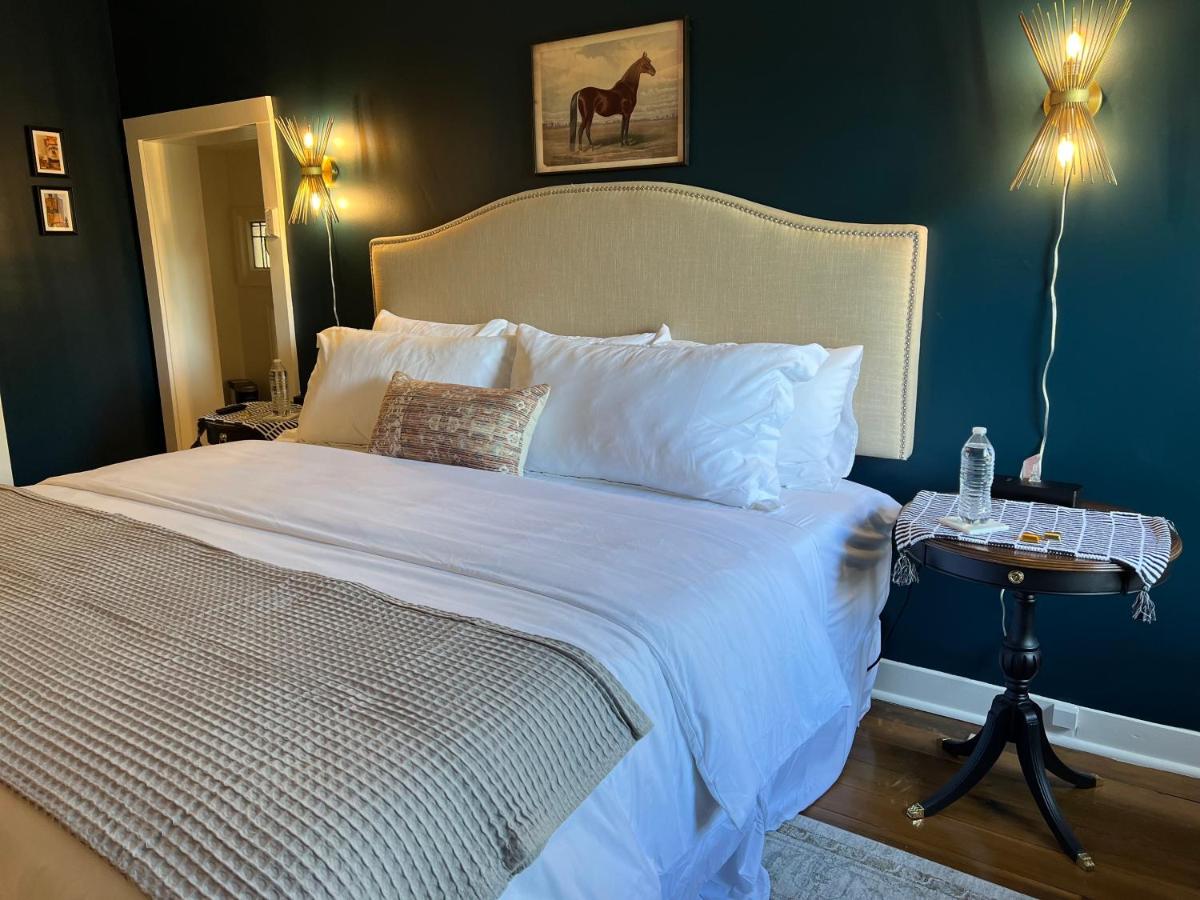  | Rose Hill Inn