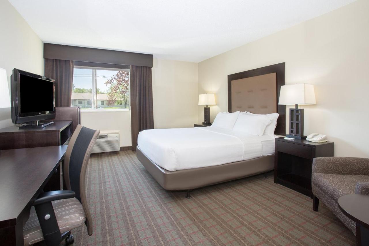 | Holiday Inn Riverton-Convention Center, an IHG Hotel