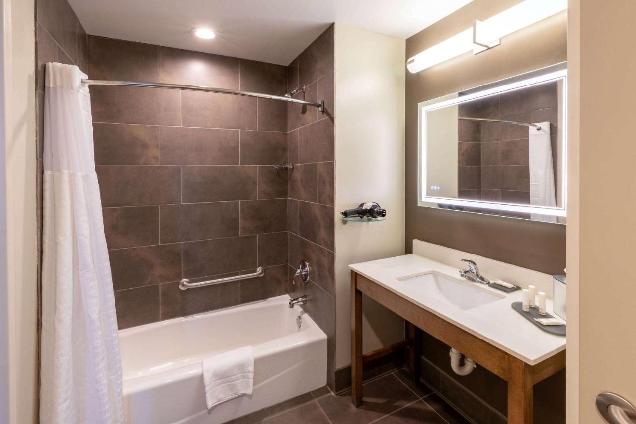 Studio Suite with Two Queen Beds and Bath Tub - Mobility Accessible/Non-Smoking at La Quinta Inn & Suites by Wyndham Tulsa Downtown/Route 66