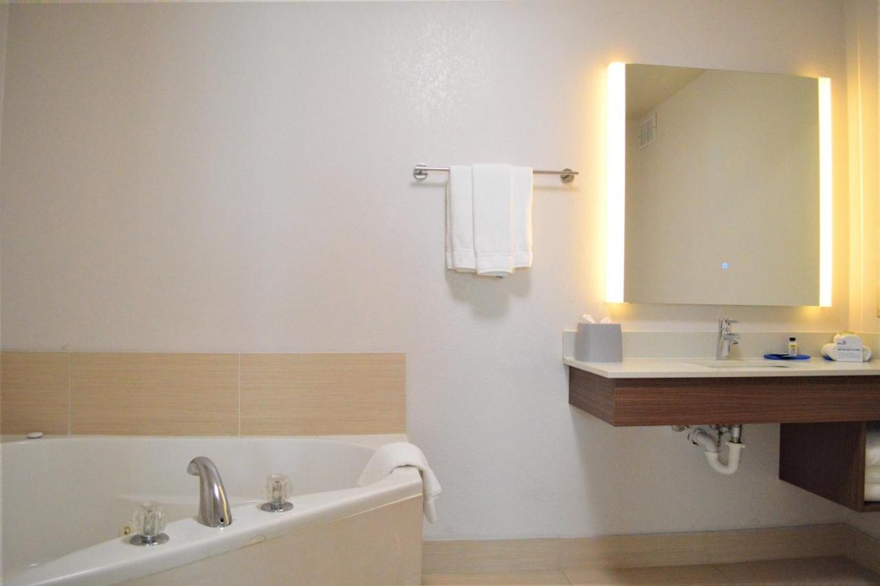 Two-Room King Suite with Whirlpool - Non-Smoking at Holiday Inn Express & Suites Batesville by IHG