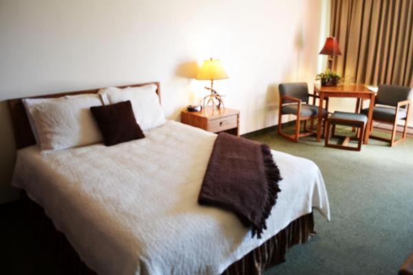  | Covered Wagon Motel Lusk WY