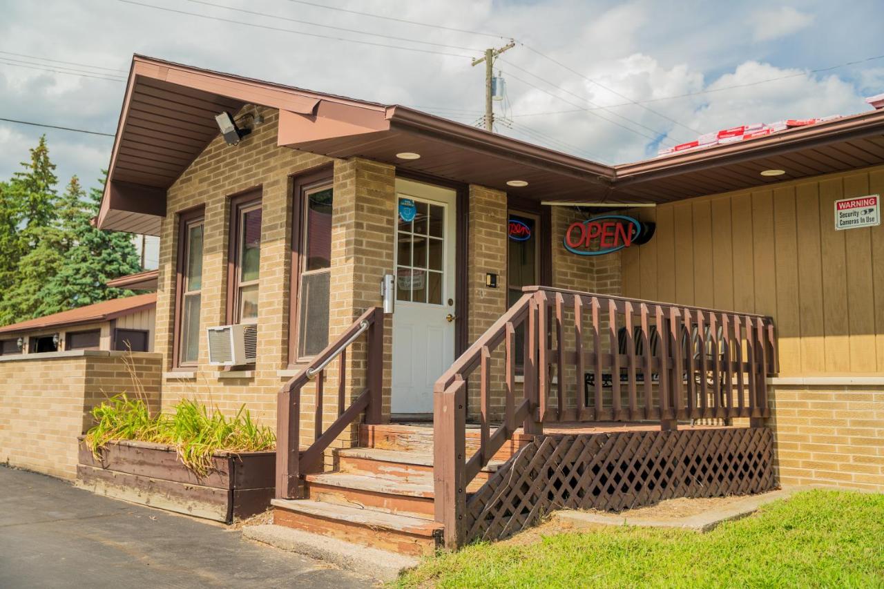 | Kingsway Inn