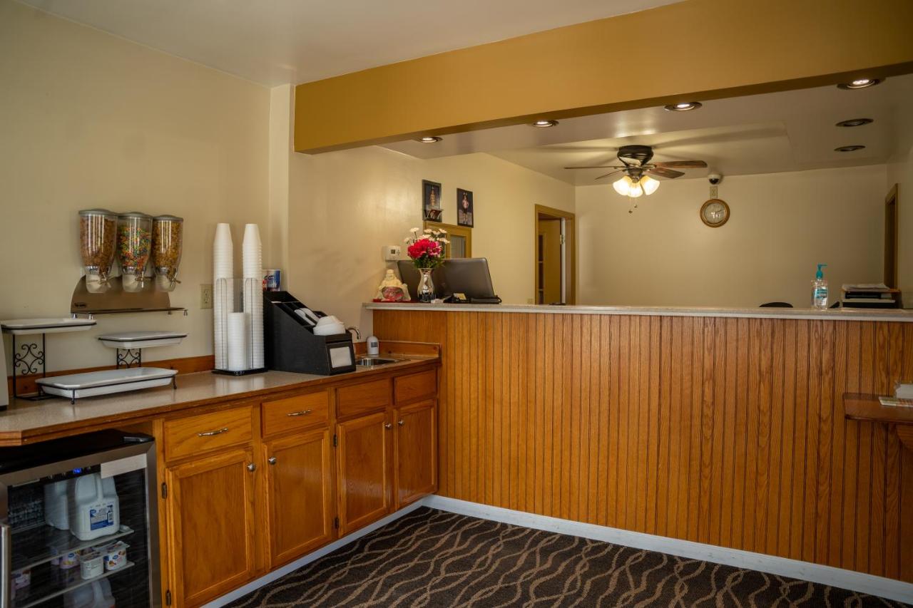 | Kingsway Inn