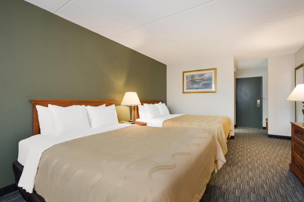 Standard Queen Room with Two Queen Beds - Non Smoking at Quality Inn Joliet
