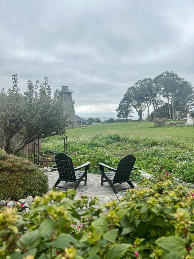 | Nicholson House at Beaujolais