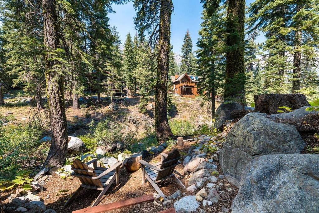 | Mid-Cent. Redwood Retreat w/ Sparklebridge