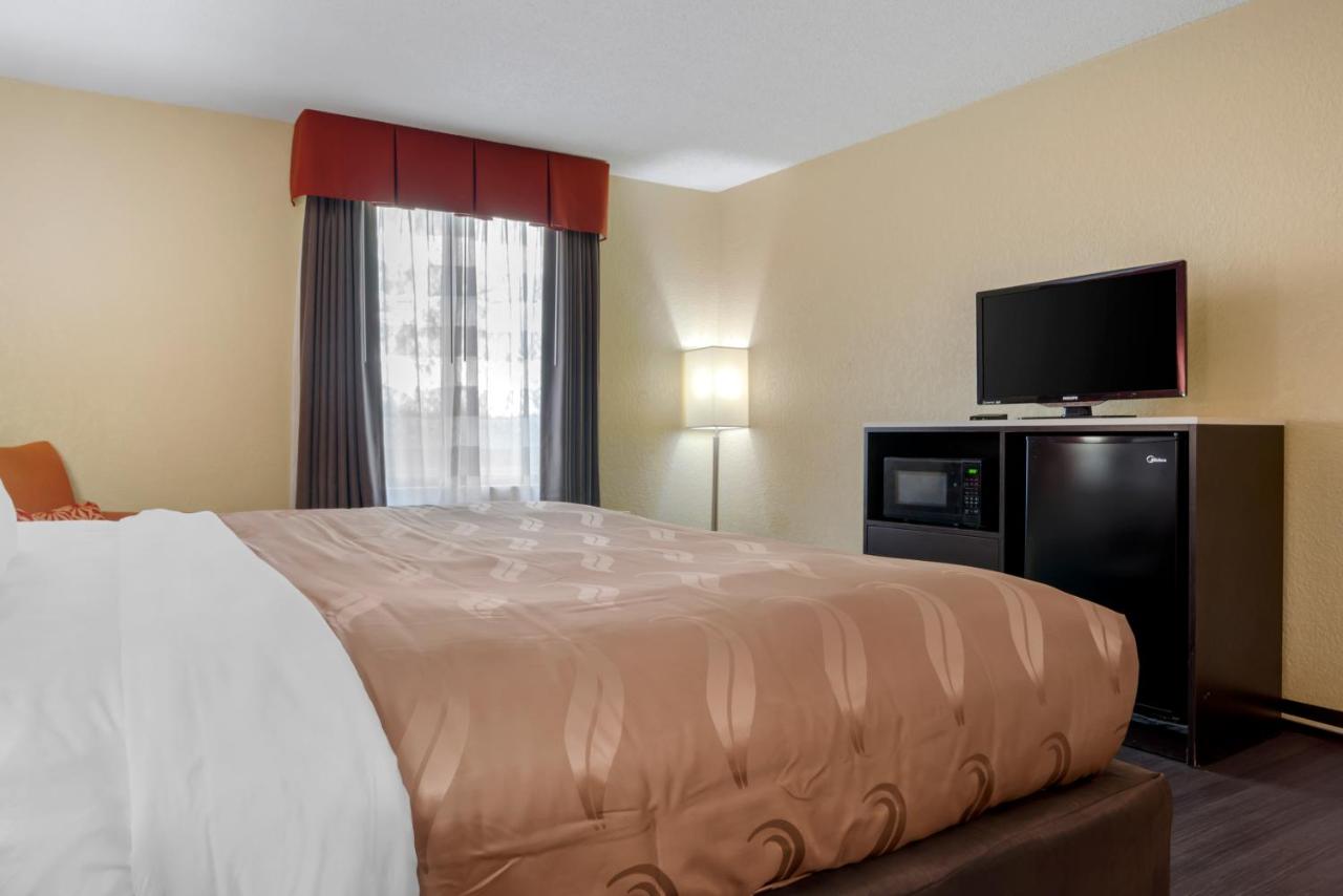 King Room - Accessible/Non-Smoking at Quality Inn Phenix City Columbus