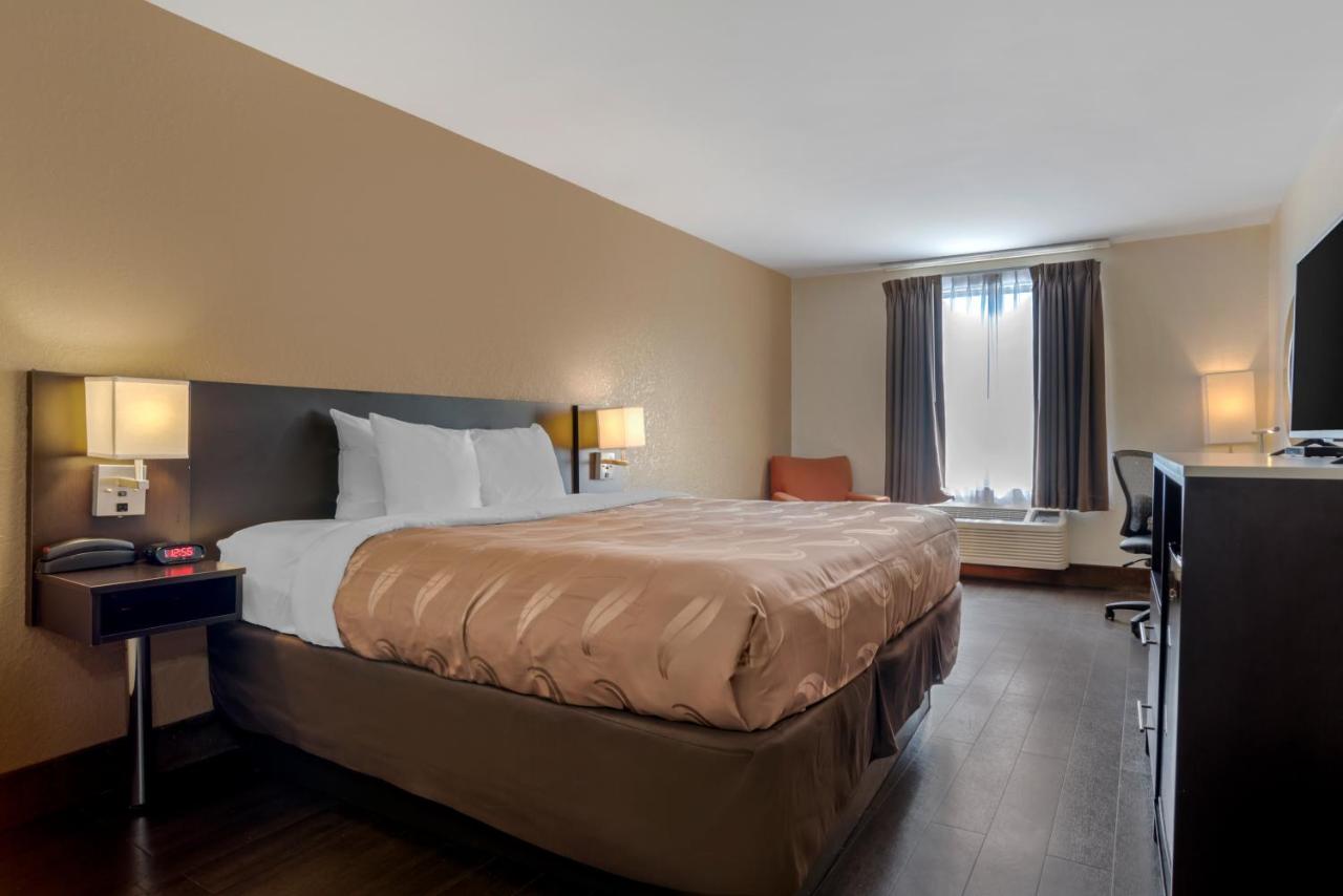 King Room - Upper Floor - Non-Smoking at Quality Inn Phenix City Columbus