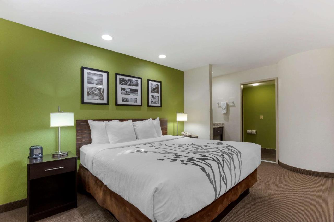 King Room - Non-Smoking at Sleep Inn Ontario