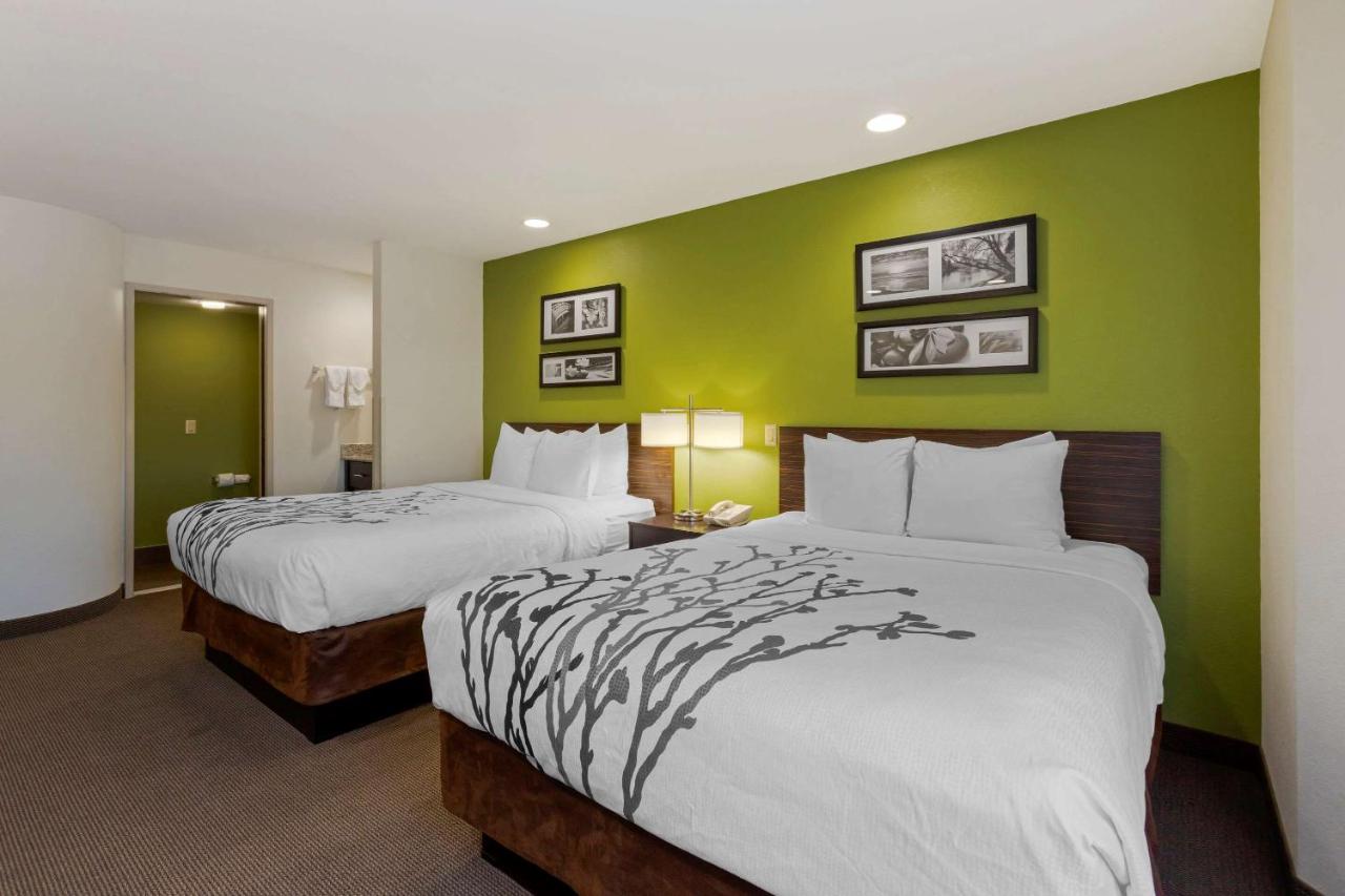 Queen Room with Two Queen Beds - Non-Smoking at Sleep Inn Ontario