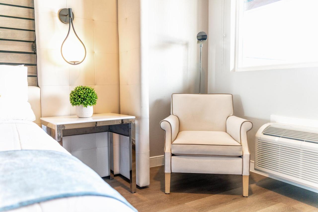 | Aspire Inn Studios & Spas