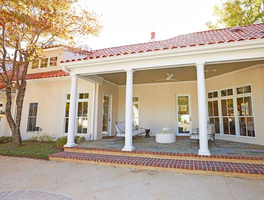 | Dolce Vita - Villa Life and Augusta National Golf