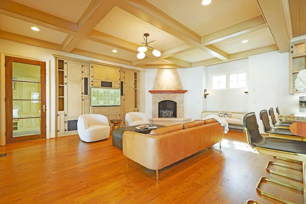 | Dolce Vita - Villa Life and Augusta National Golf