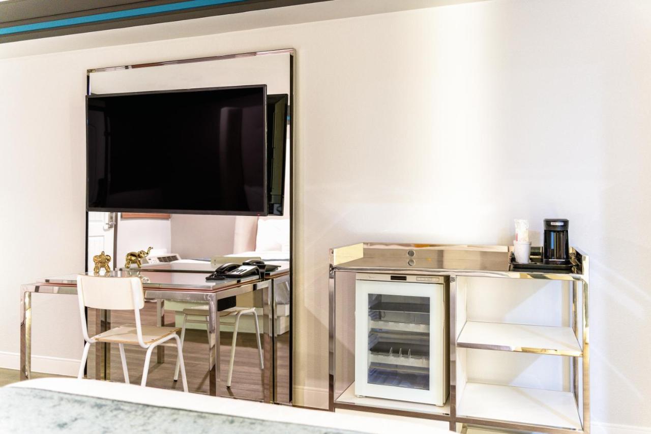 | Aspire Inn Studios & Spas