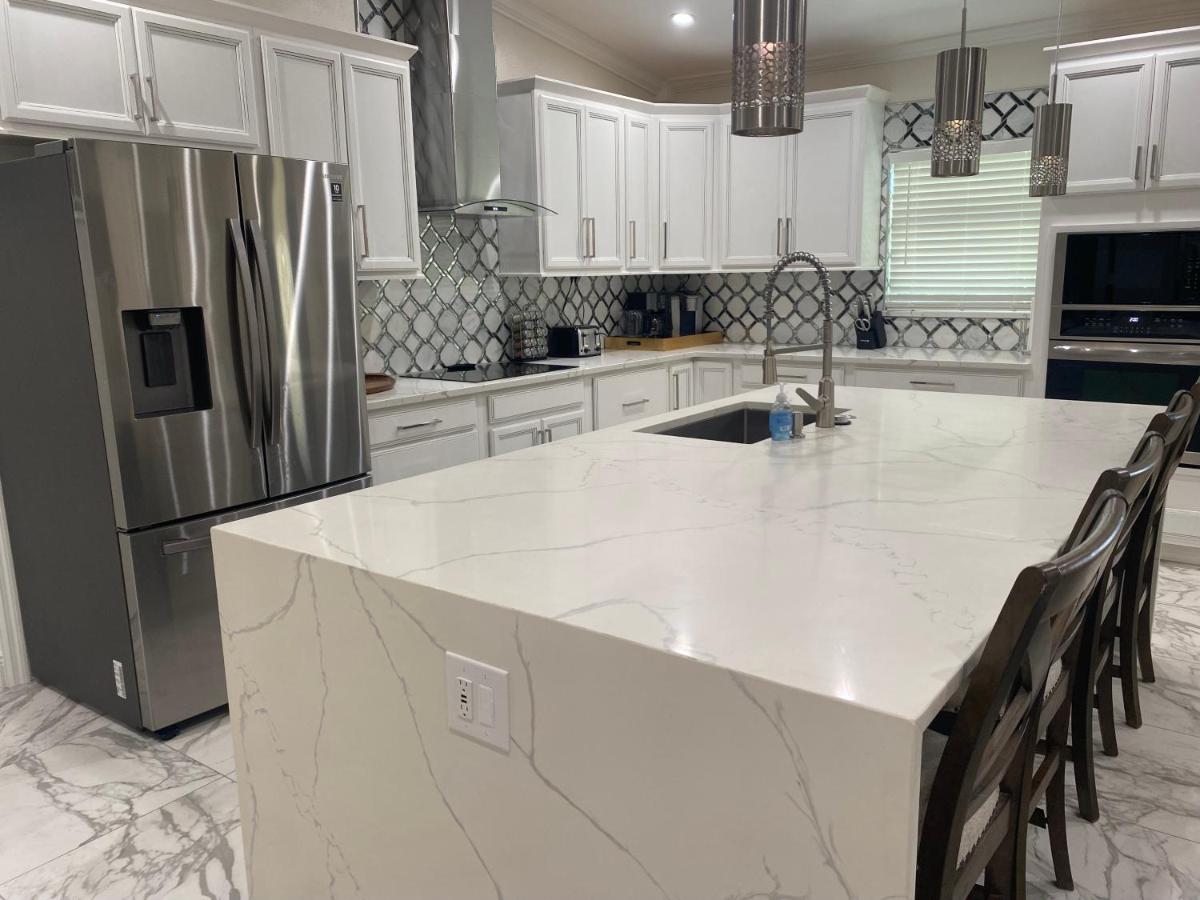 | Remodeled Home 10 min from Beaches Anna Maria Island 7 min to IMG Academy