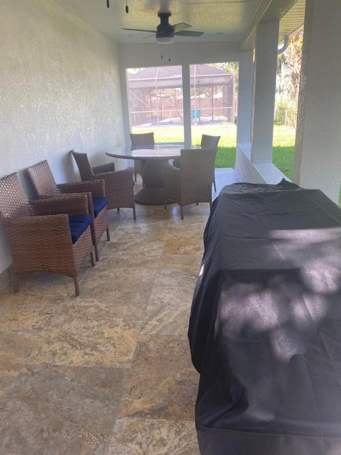 | Remodeled Home 10 min from Beaches Anna Maria Island 7 min to IMG Academy