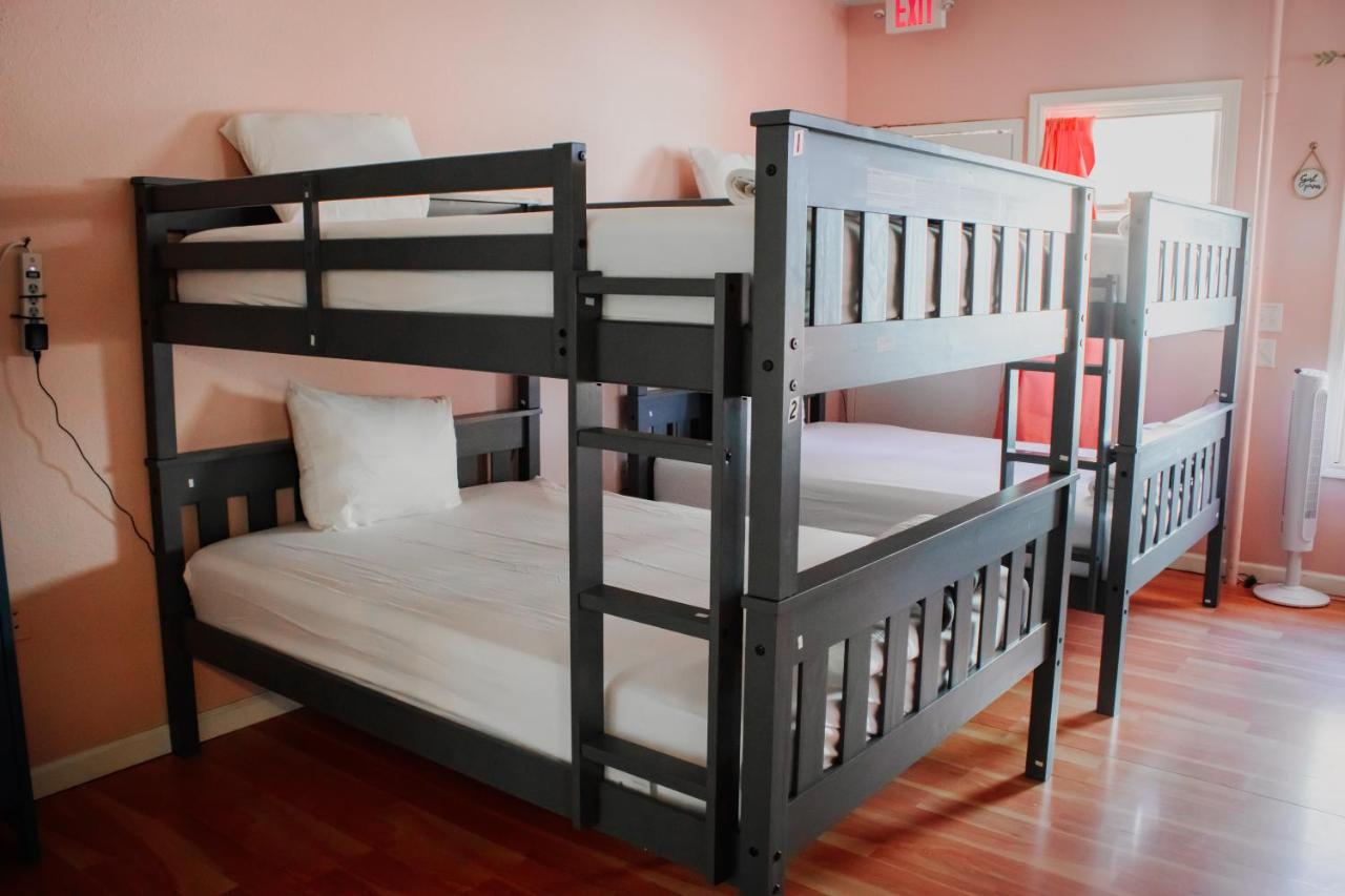 | Wanderstay Houston Hostel