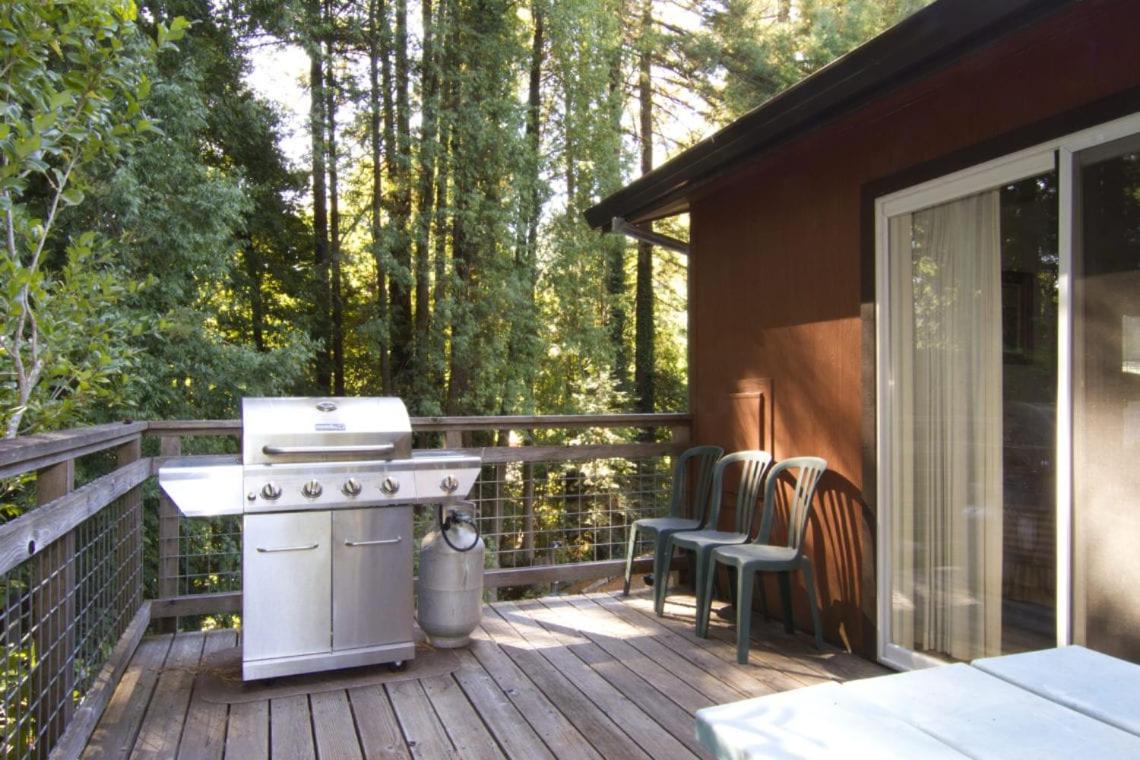 | Creekside Inn & Resort